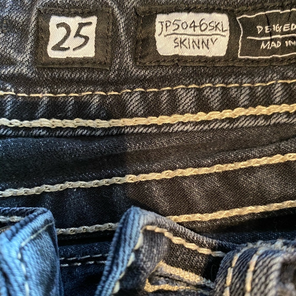 Miss Me skinny jeans